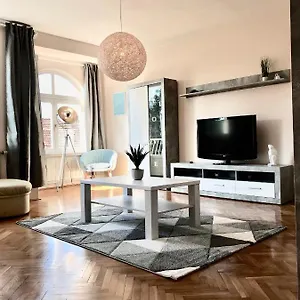 hotellátogatás